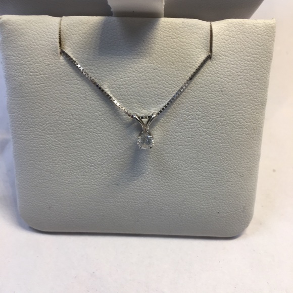 Jewelry - 14K  white gold diamonds siltier pendant